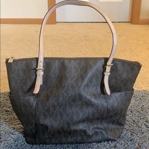 Michael Kors Jet Set East Tote